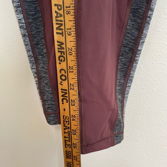 Vuori High Rise Racer Side Stripe Dusty Rose Leggings Size Medium - Picture 8 of 9